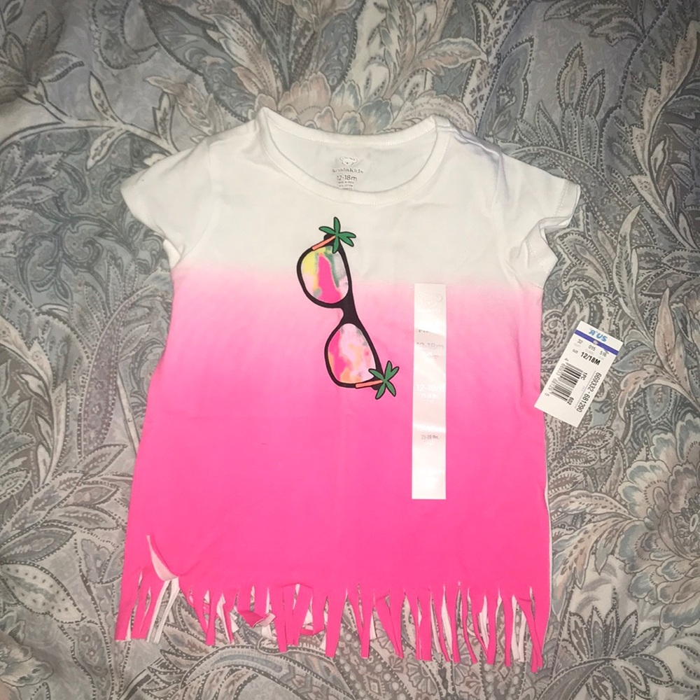Pink and white tshirt with sunglass design.